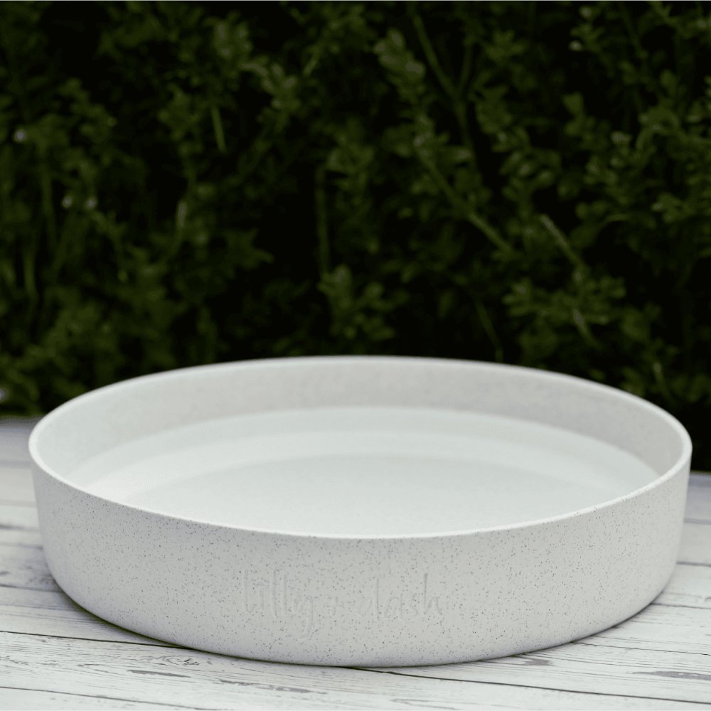 outdoor water bowl milk speckle - Lilly + Dash